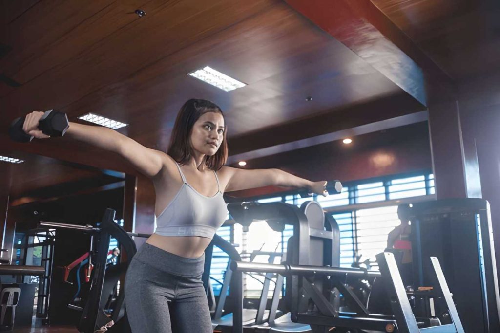 Why Women Should Train Back and Shoulders